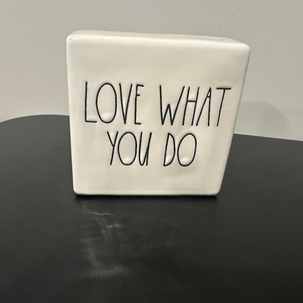 ✨ Rae Dunn Two-Sided Decor – “Do What You Love, Love What You Do” ✨